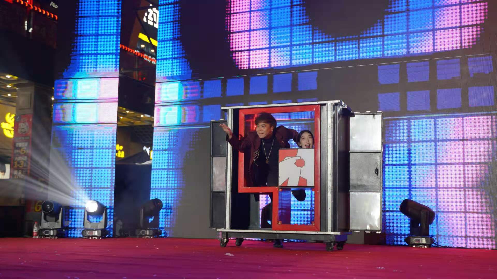 魔術(shù)表演，魔術(shù)團(tuán)，魔術(shù)節(jié)目，魔術(shù)演出